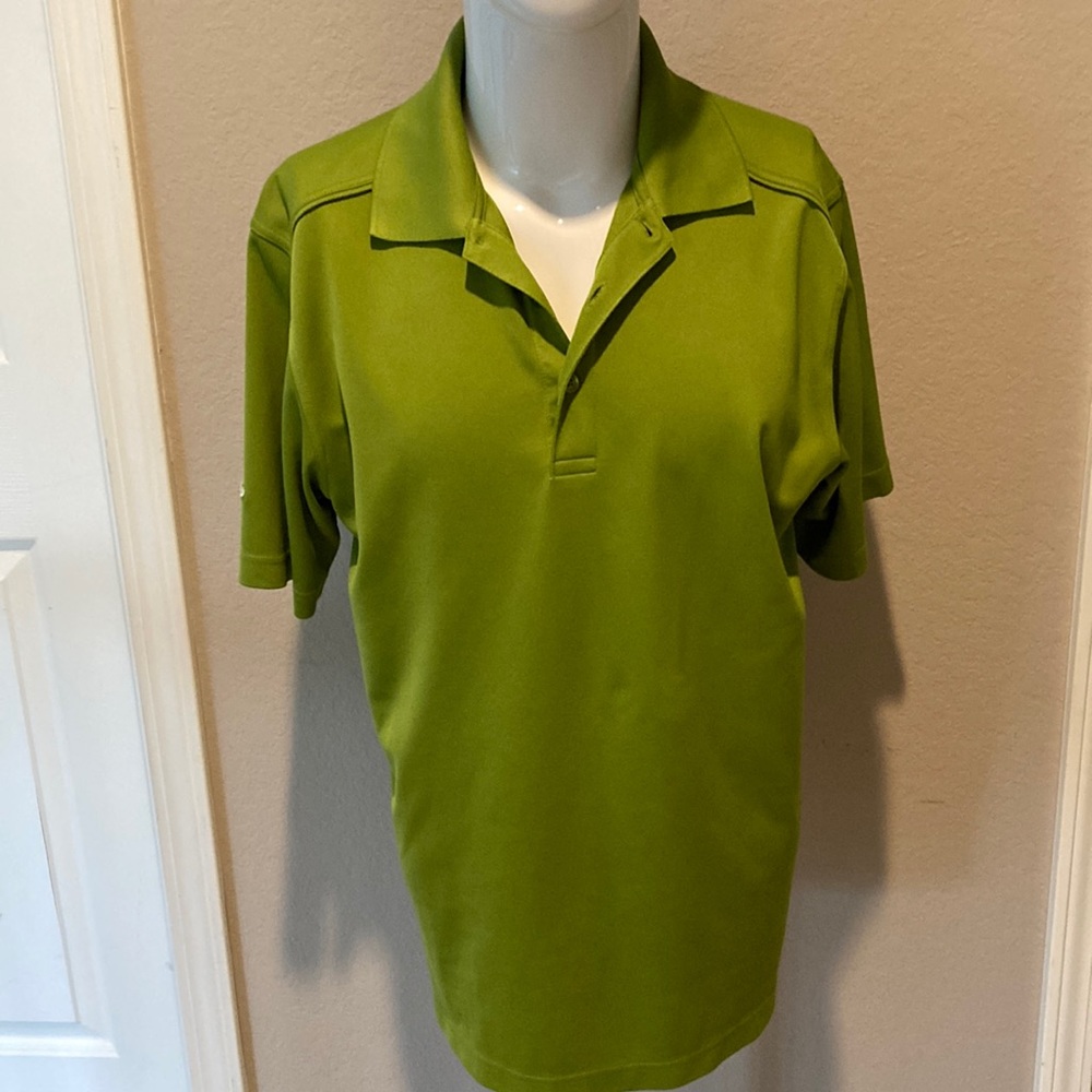 Callaway Men’s Golf Shirt Size Medium‎